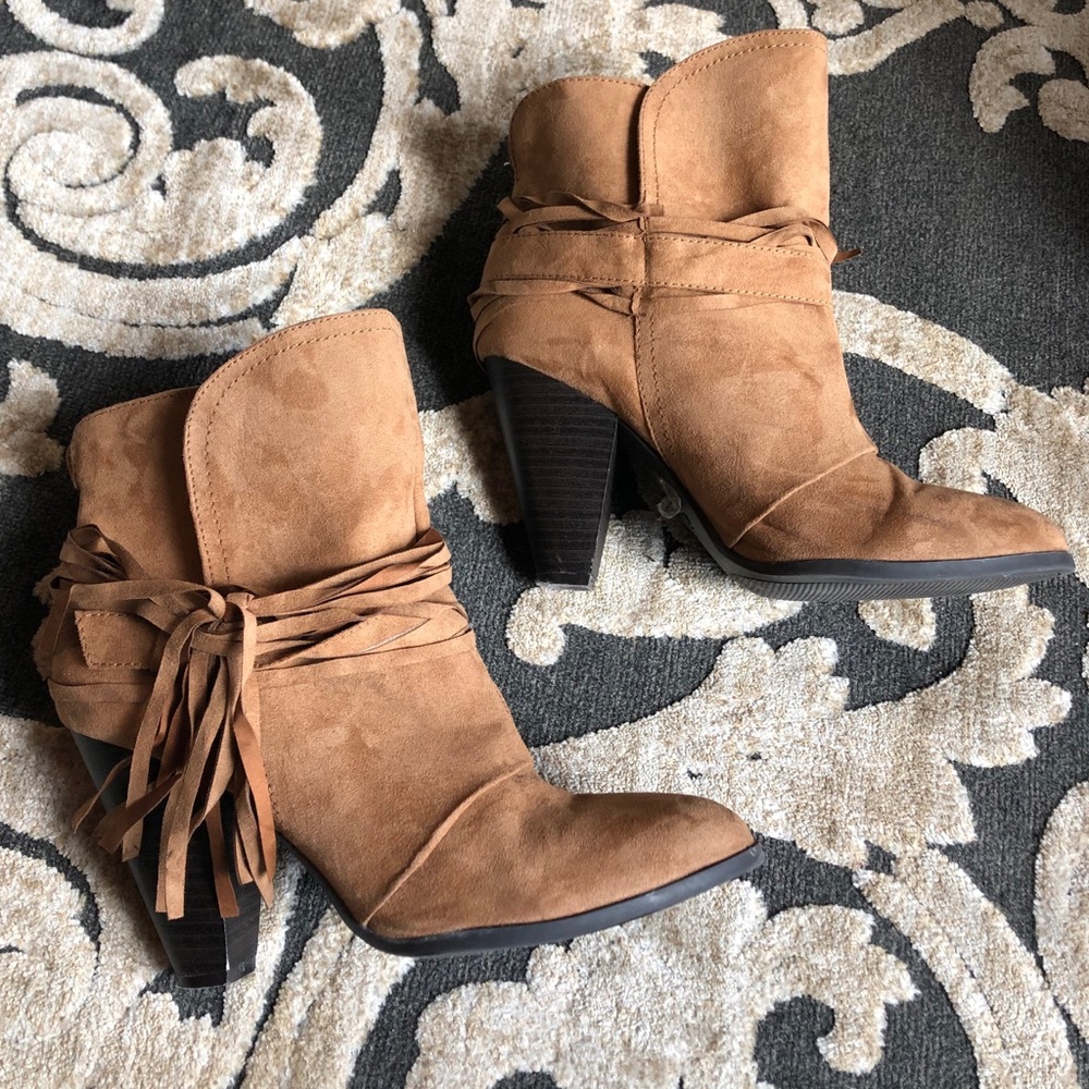 Qupid Ankle boots Sz 8